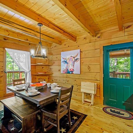 Gypsy Road - Privacy! Log Cabin With Hot Tub, Wifi, Directv And Arcade Сев'єрвілл Екстер'єр фото