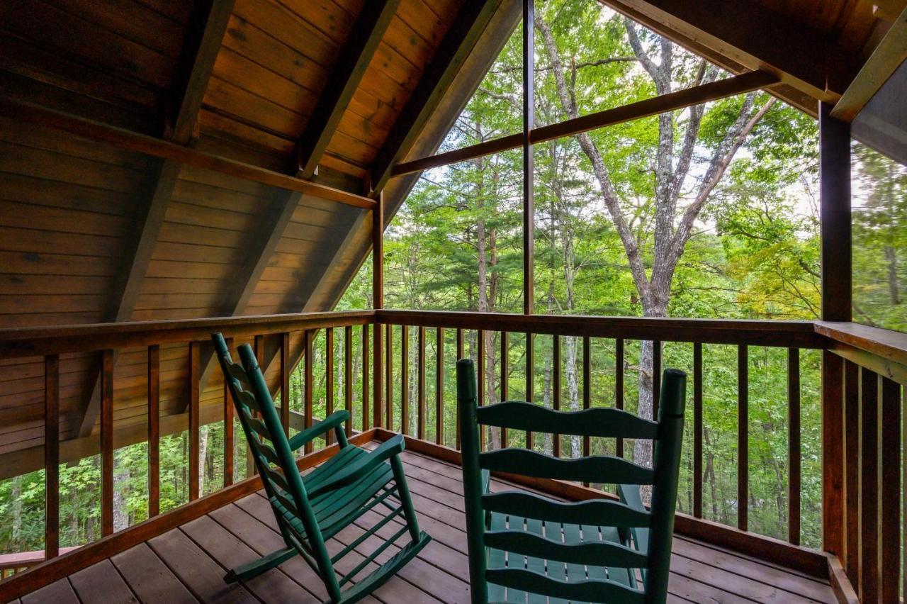 Gypsy Road - Privacy! Log Cabin With Hot Tub, Wifi, Directv And Arcade Сев'єрвілл Екстер'єр фото